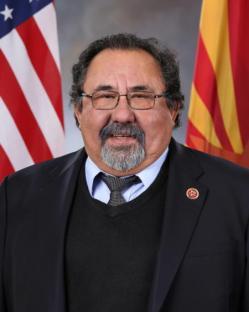 Raúl Grijalva headshot