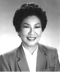 Pat Saiki headshot