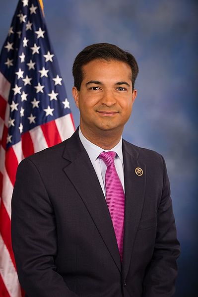 Carlos Curbelo headshot